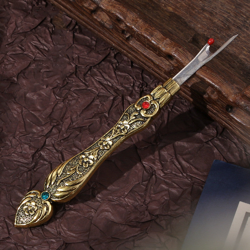 Narcissus Ruyi Handmade Seam Ripper