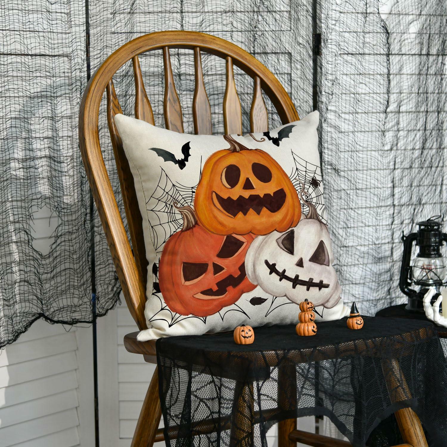 AVOIN Halloween Pumpkin Jack-O'-Lantern Bat Throw Pillow Cover 18x18 Inch