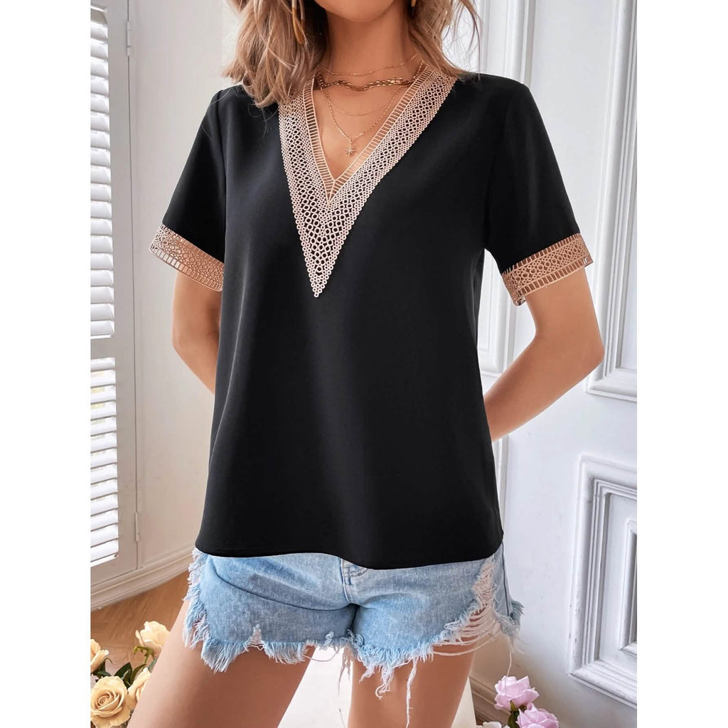 Women's Contrast Guipure Lace Blouse